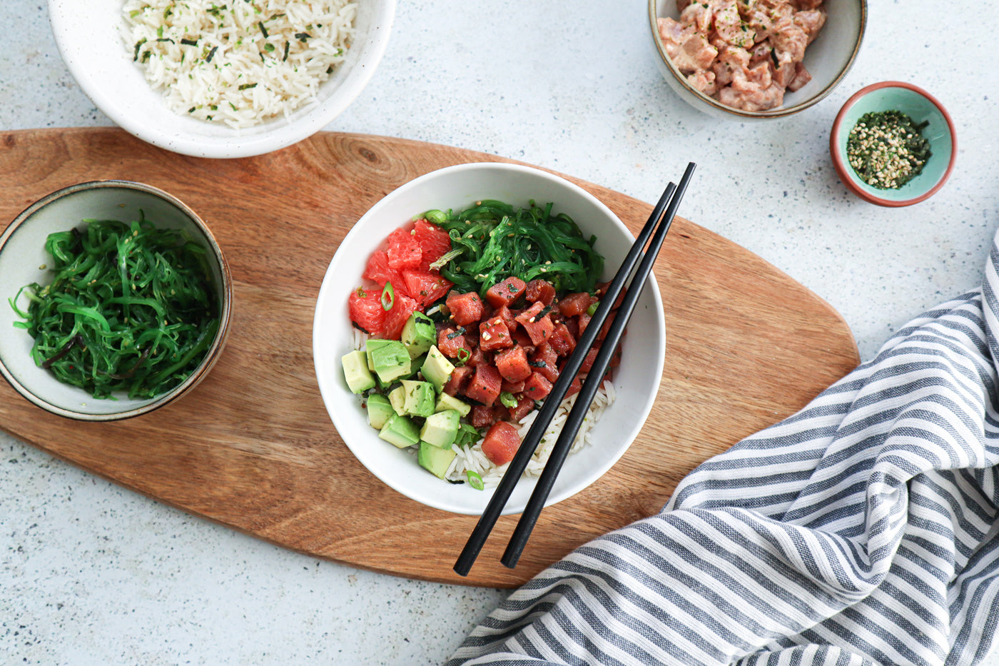 Marinated Tuna Poke Bowl with Avocado, Grapefruit and Wakame