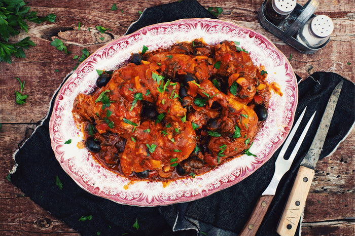 chicken legs with tomato sauce