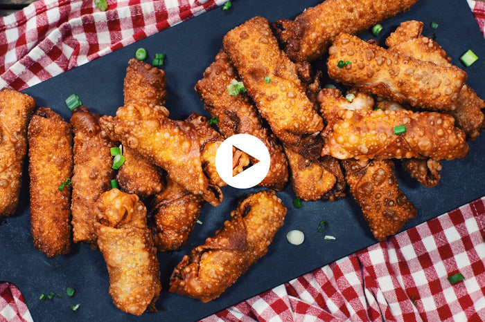 Egg Rolls with Pork and Cabbage (VIDEO)